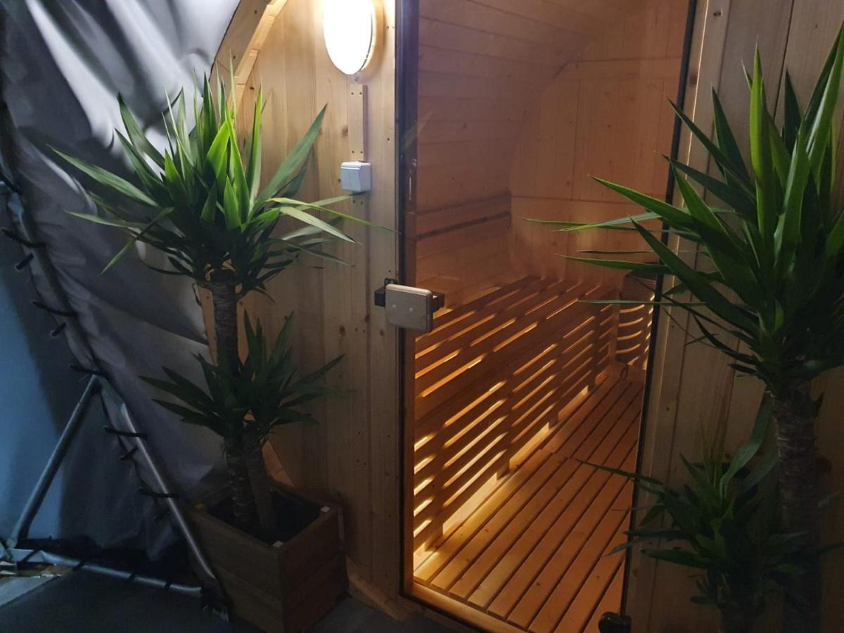 Campo de lujo Podniebny Glamping